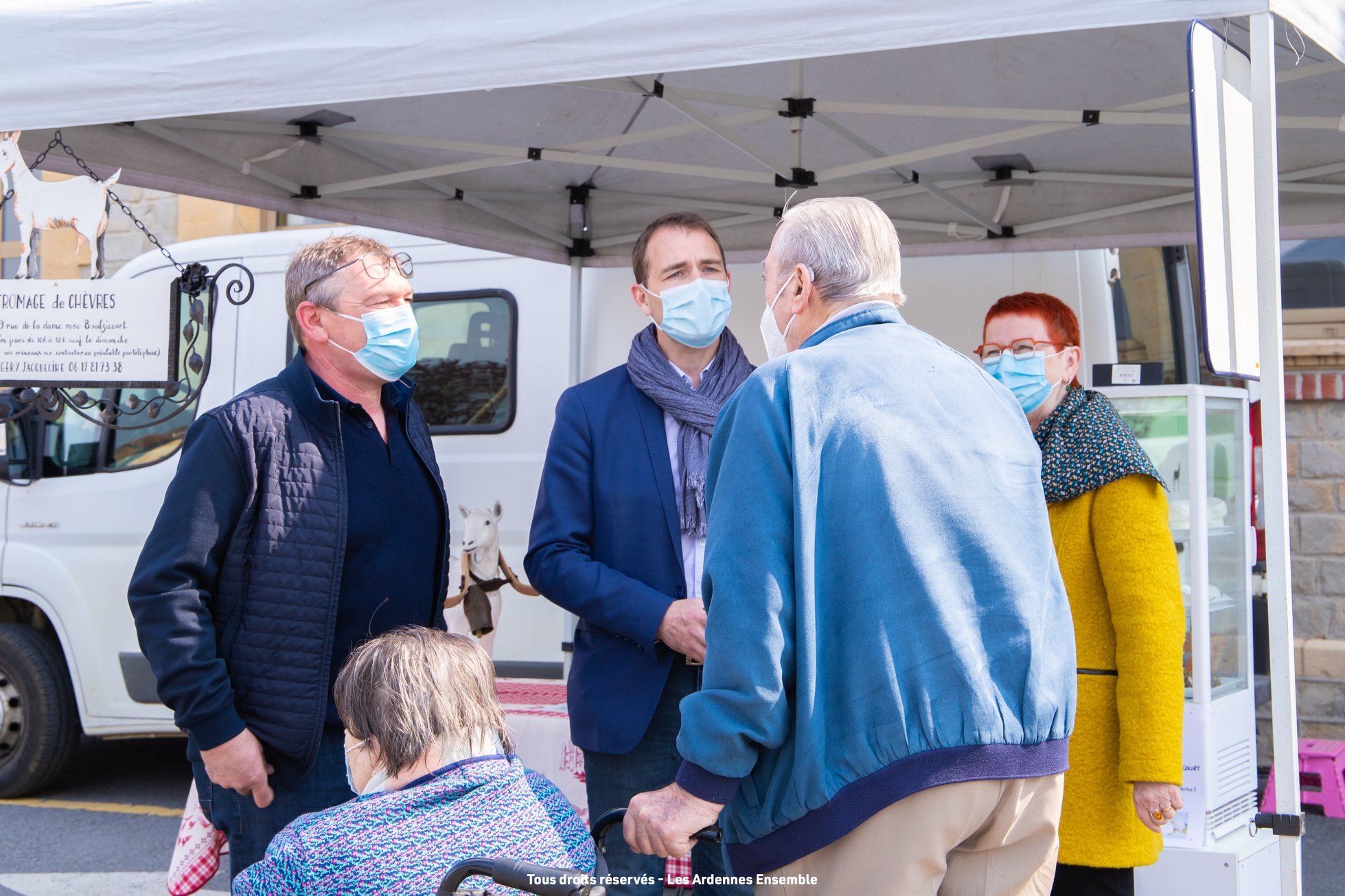 MArché de Lumes Les Ardennes Ensemble